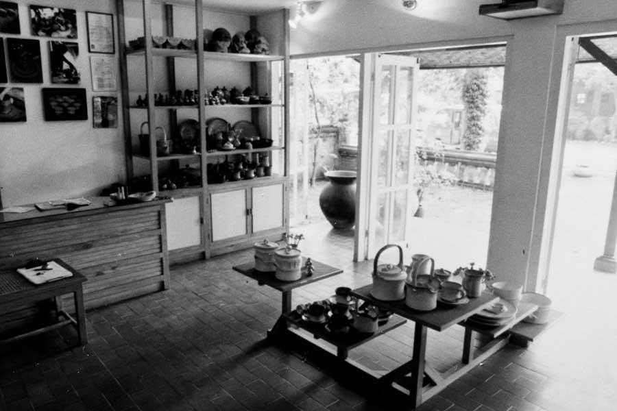 Jenggala Ceramic - 1986 - 02
